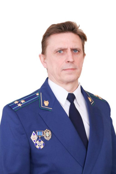 Личный прием граждан по вопросам защиты прав несовершеннолетних и актуальным вопросам, касающимся системы образования.